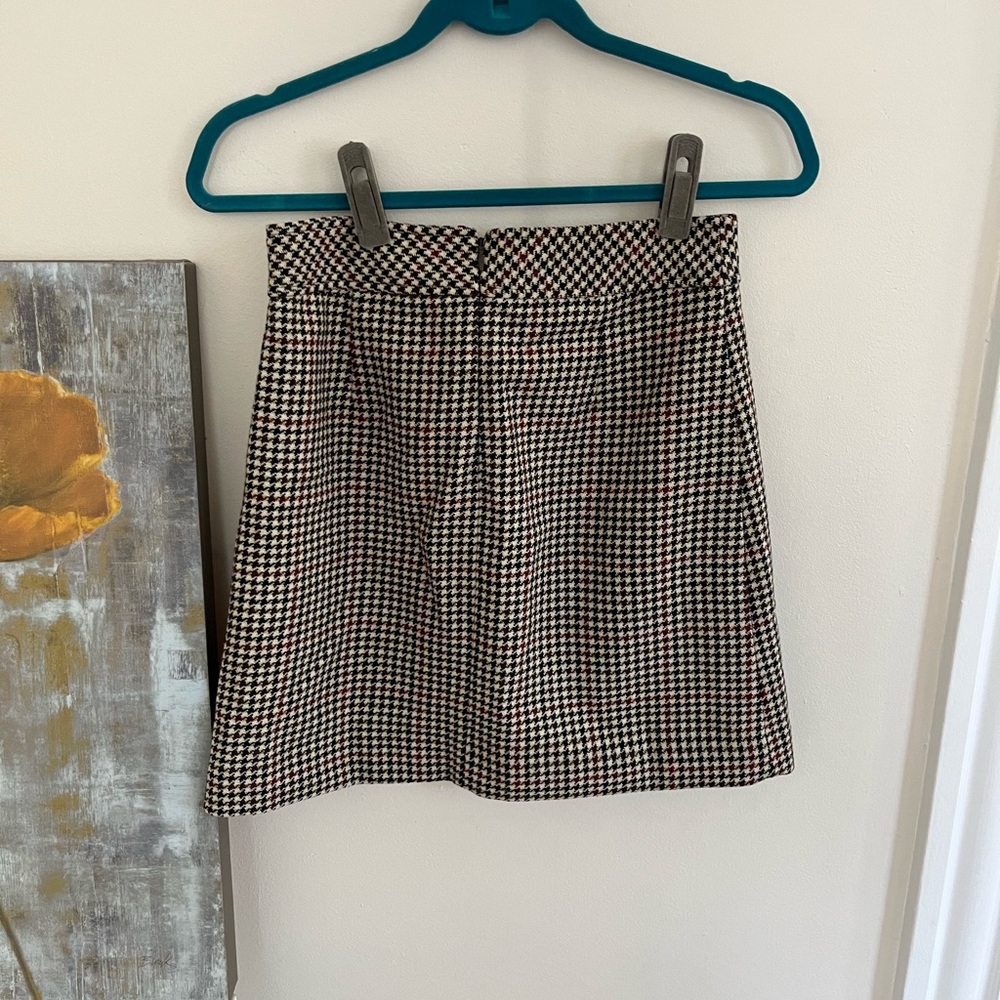 J Crew Houndstooth Skirt - Picture 4 of 6